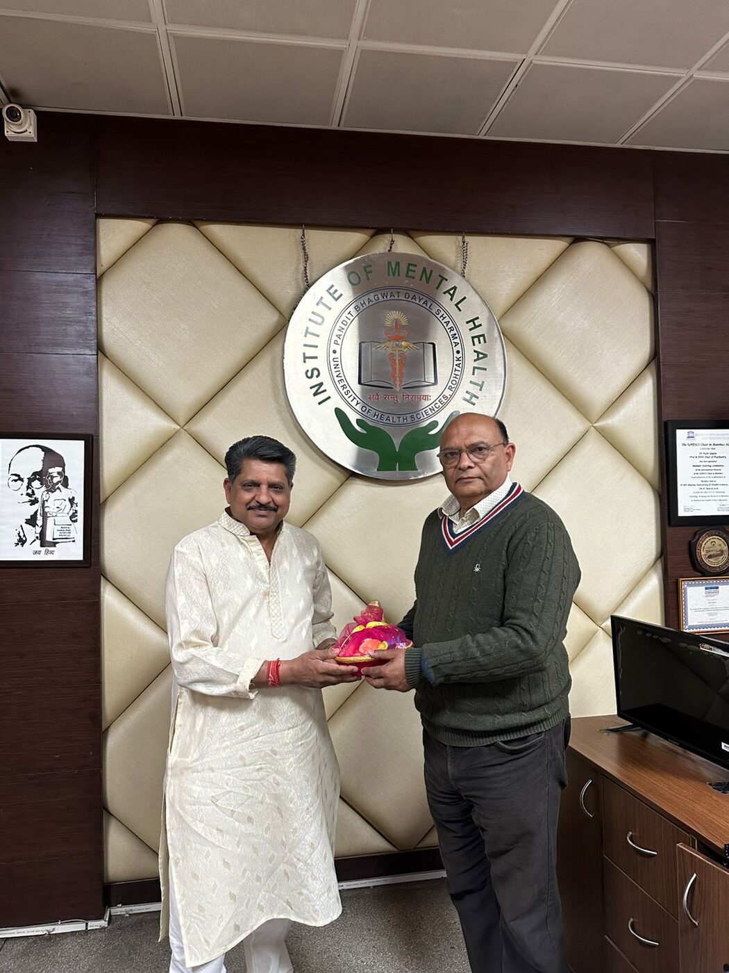 Acharye Rajeev at the Institute of Mental Health